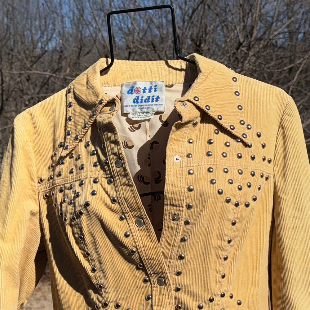 Vintage Cream Corduroy Silver Studded 12 70s Jacket as is